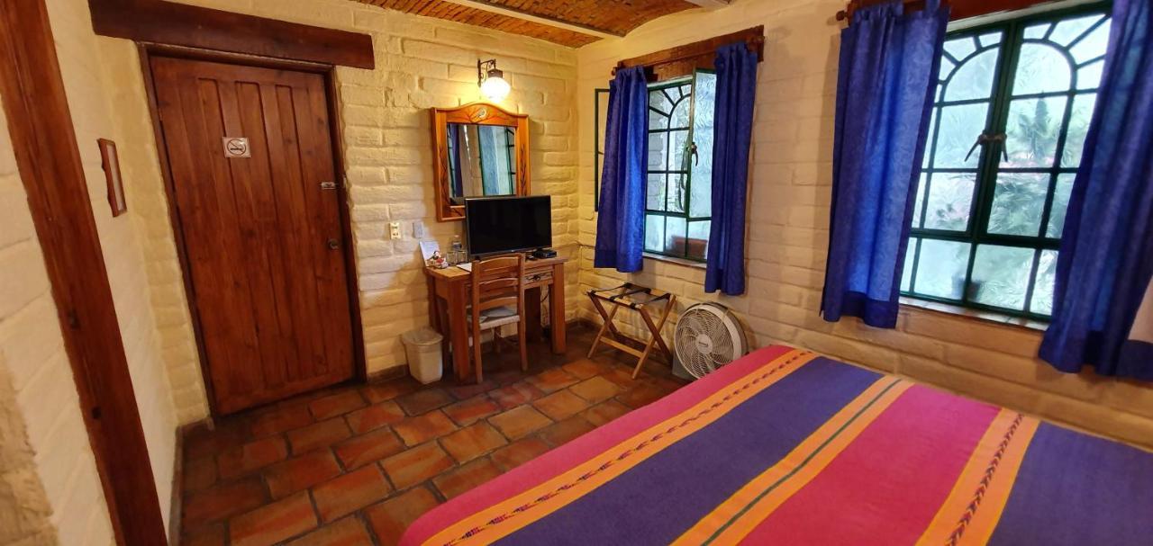 Casa Del Retono Bed and Breakfast Tlaquepaque Buitenkant foto