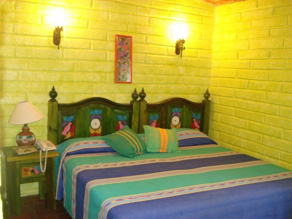 Casa Del Retono Bed and Breakfast Tlaquepaque Buitenkant foto